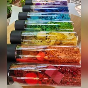 7 SENSORY BOTTLES: RAINBOW